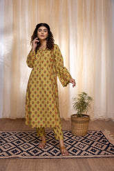 2-PC Digital Printed Lawn CPM22-09